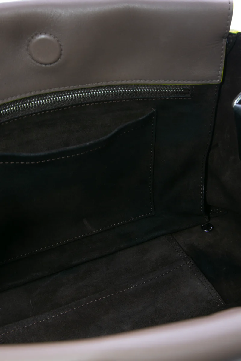 W PM Bag - Image 8